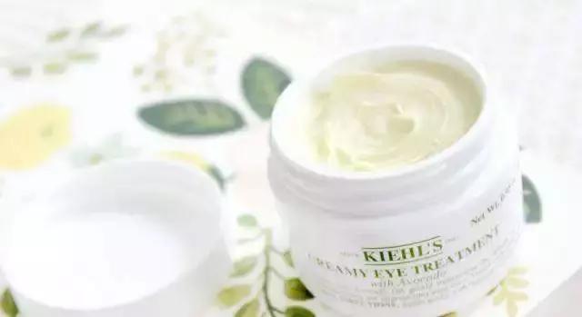 抛弃那些超级美的官方宣传图,圣诞限量还值不值得买?