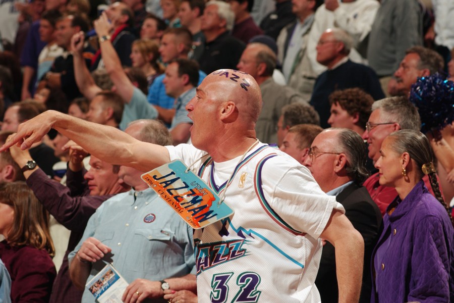 你所不知道的nba,nba主场地板坑