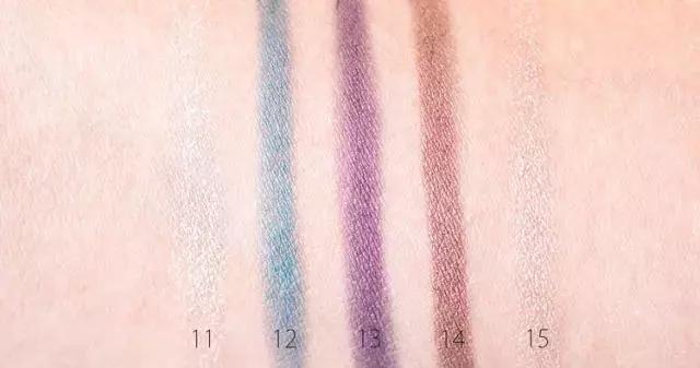 抛弃那些超级美的官方宣传图,圣诞限量还值不值得买?