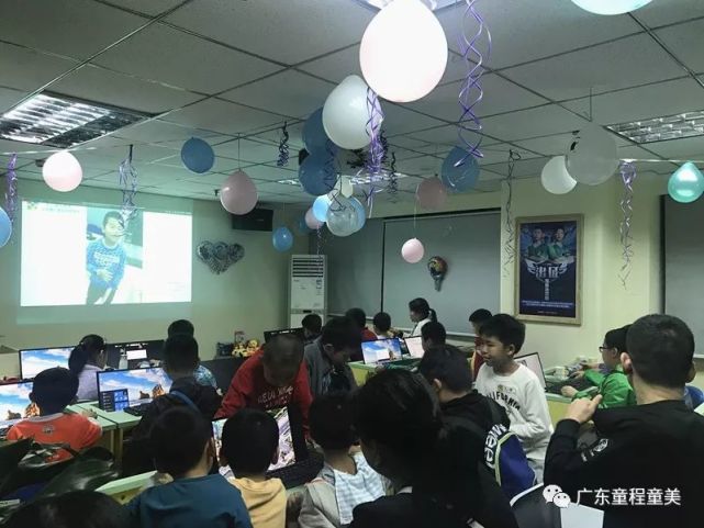 天天上学不开心?来场游戏压压惊!童程童美深圳校区感恩节游戏会