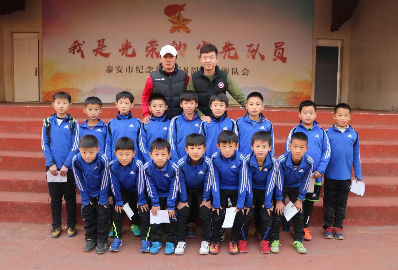 鏉庤秴鑰冧笂澶у,鏉庤秴瀛︽牎