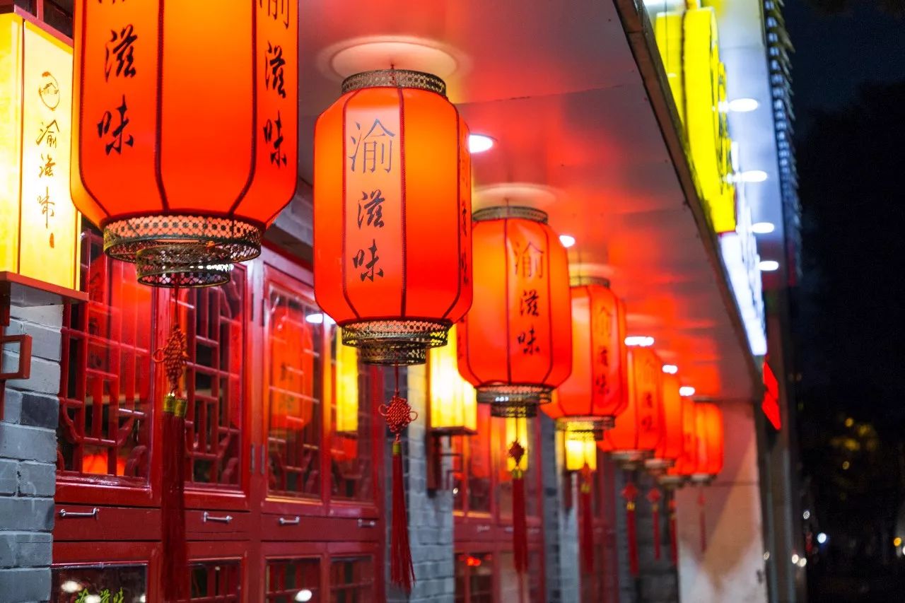 正宗重庆老火锅店逛新城推荐,重庆逛吃之旅本地人推荐的火锅店