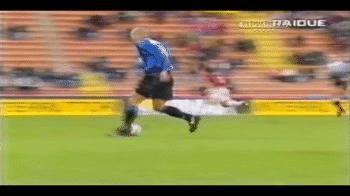 罗纳尔多钟摆式过人视频完整版,罗纳尔多钟摆过人图片