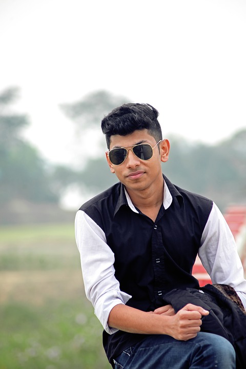 小说：富豪被心腹下毒，号称世上无药可救，却不知穷小子医术逆天