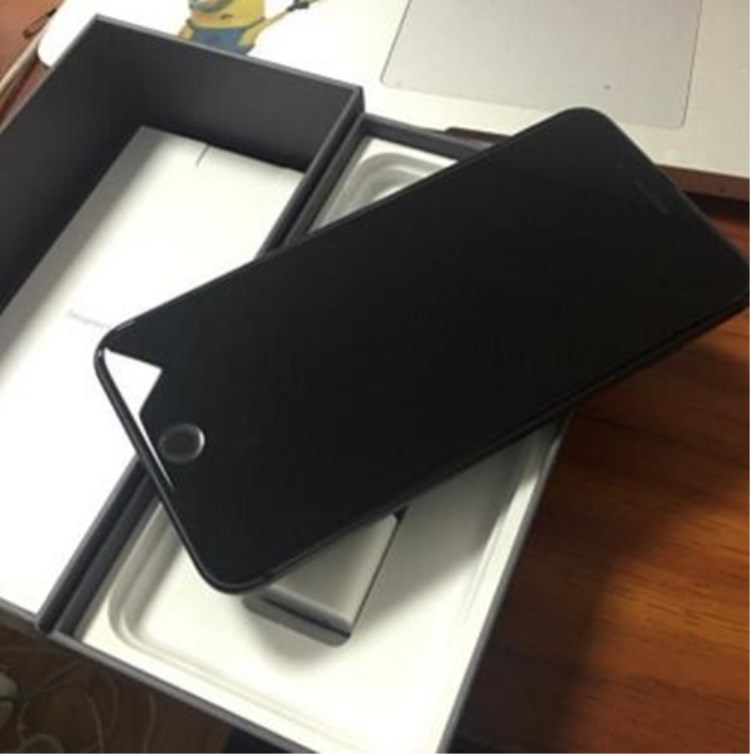 苹果手机屏幕玻璃碎了多少钱,苹果6s手机屏幕碎了多少钱