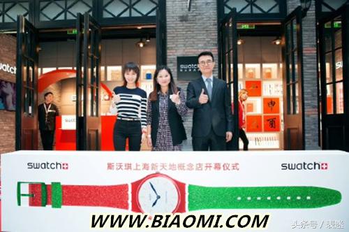 抬手间想到你 这些腕表和圣诞很搭