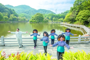 探秘广州脊丨门开万里拢翠,亚婆山歌沉醉