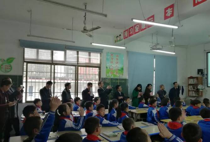 涔栦箹瀛︽牎,涔栦箹鏂颁綑