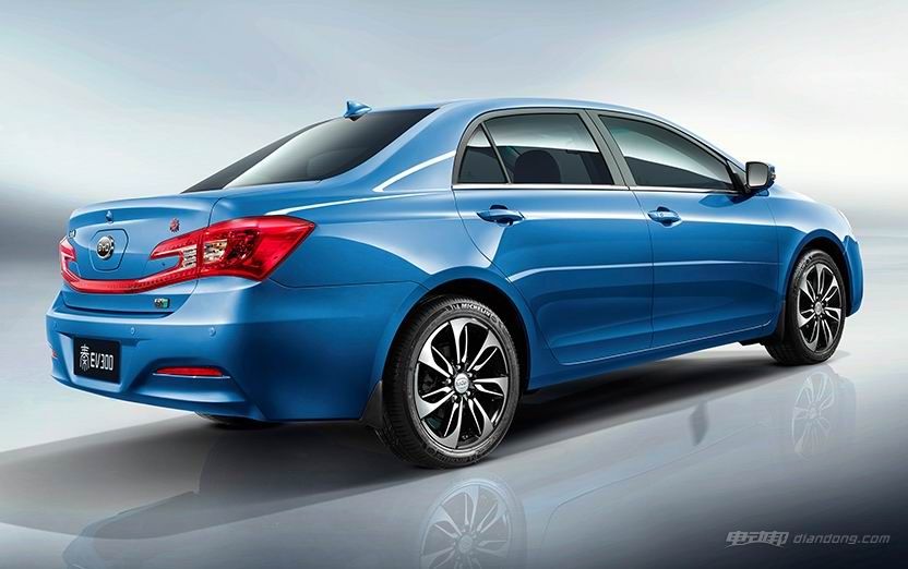 电动汽车最新款推荐,目前电动汽车车型推荐