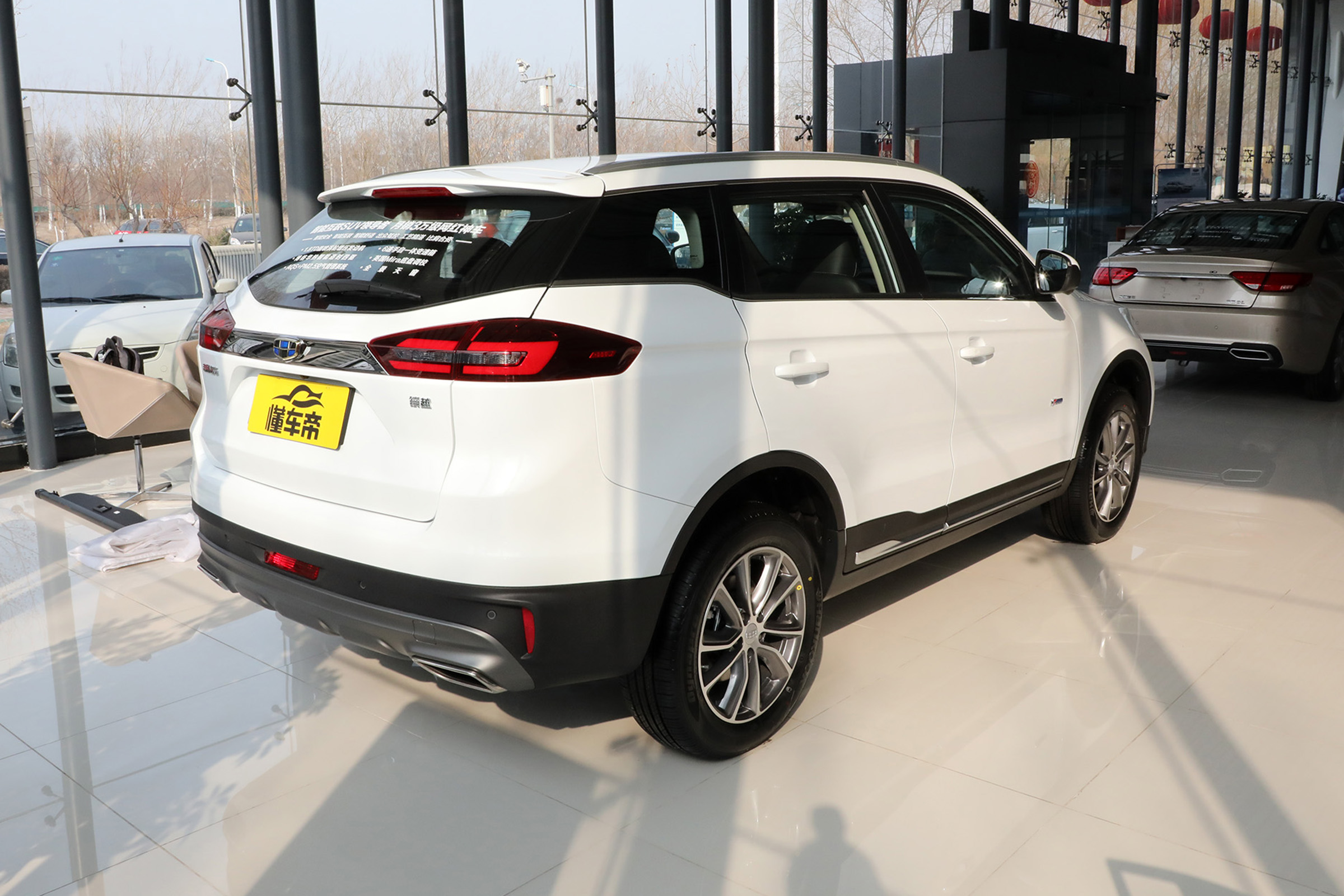 吉利汽车每天推荐好车,吉利博越自动挡2021款落地价suv