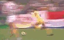 足球过人小技巧新手就能学会,足球过人技巧大全集