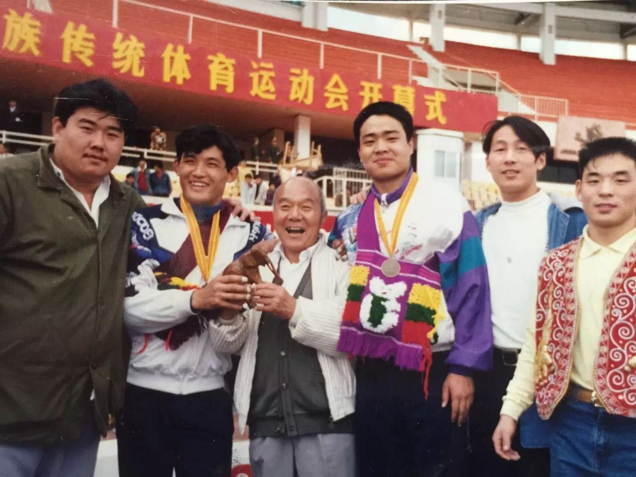 河南卫视《金色梦舞台》一代跤王沈少三年近九十传绝技