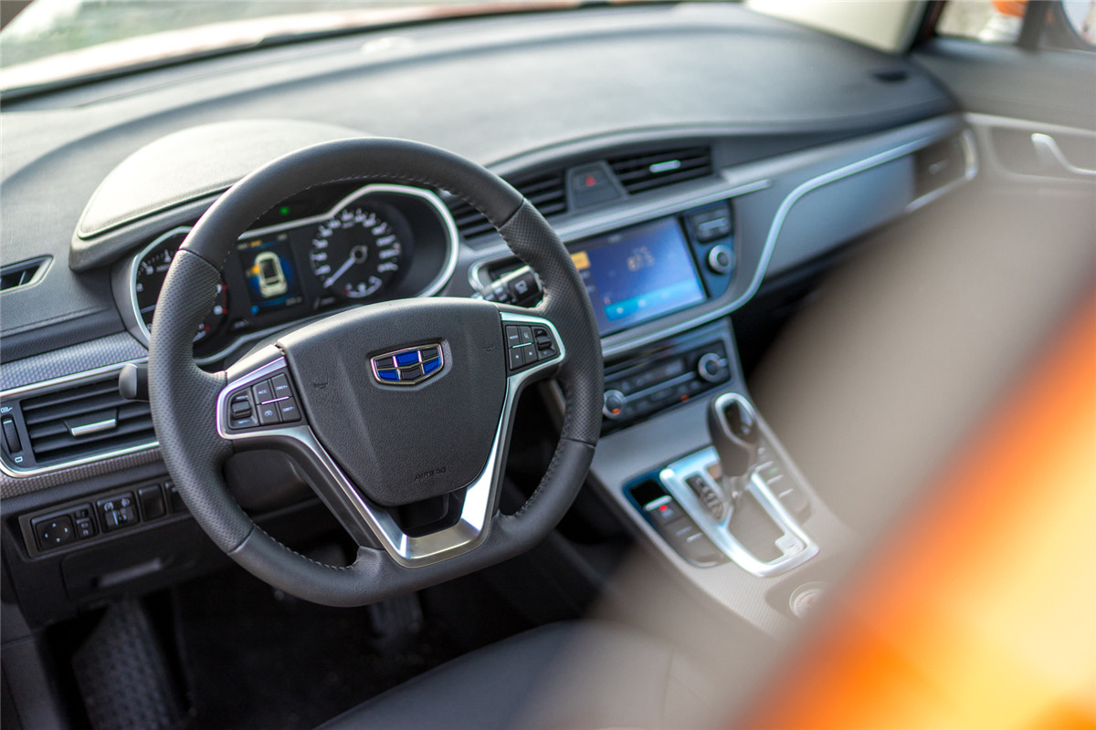 帝豪gs跟远景suv,吉利新款suv帝豪gs