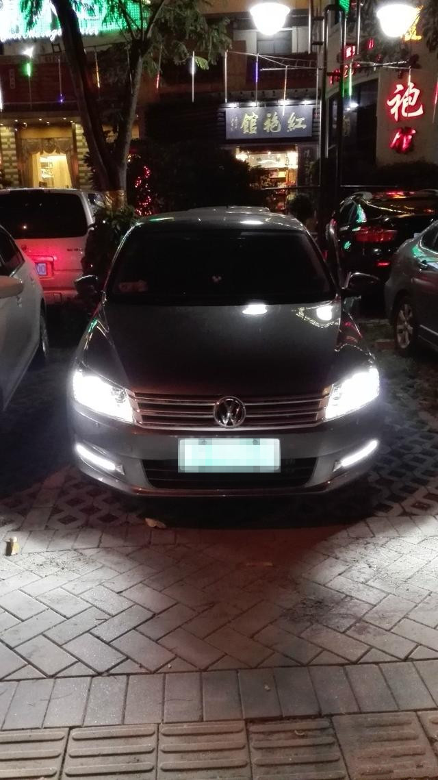 大众新桑塔纳氙气大灯,新款桑塔纳改疝气大灯