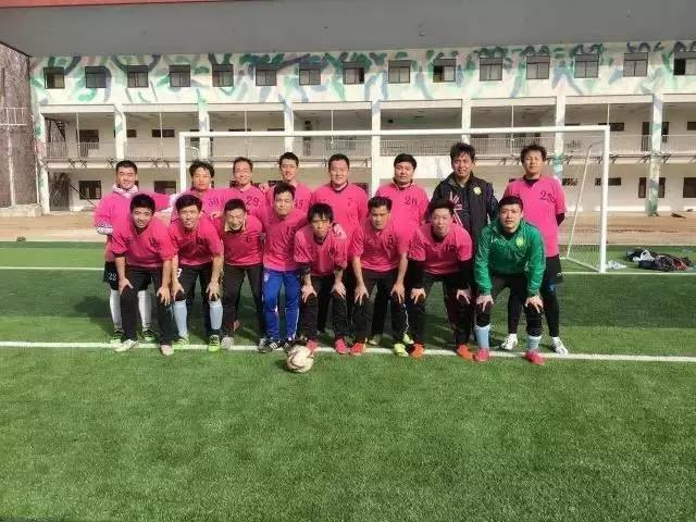 周末没事儿来体委/汇佳看球咱昌平人自己的百姓足球联赛开踢了