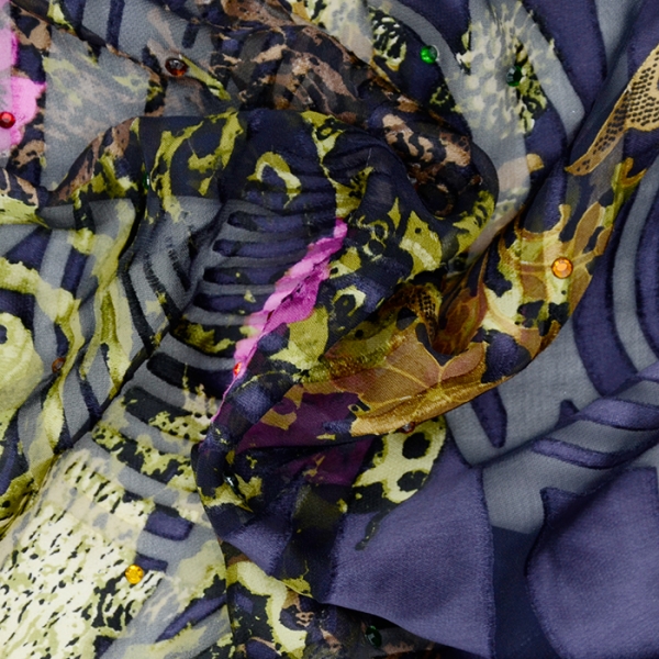 影响服装廓形的重要部位,影响服装颜色的因素