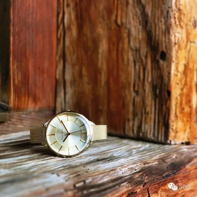 18万左右的名表,1500元左右的dw手表