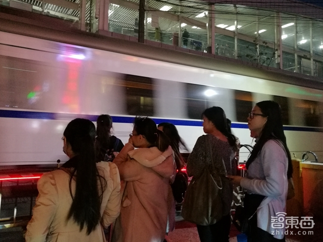 华为p9升级后徕卡还在吗,华为p9发布价格是多少