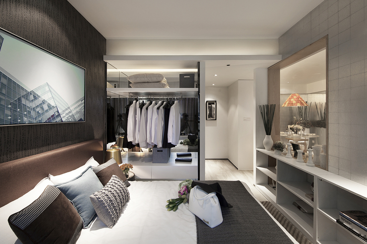 好恶心！抽屉发霉难闻，领导家里的保姆竟做了这样的事情！