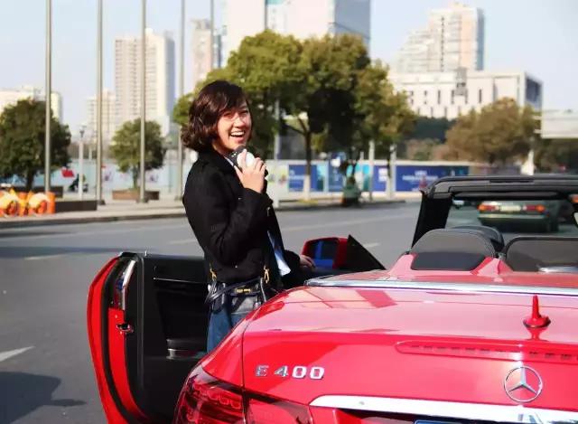 奔驰e400敞篷国内售价,奔驰e400敞篷跑车有硬顶吗