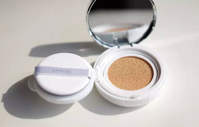 小蘑菇气垫粉底液bb霜怎么使用,初学者使用气垫bb