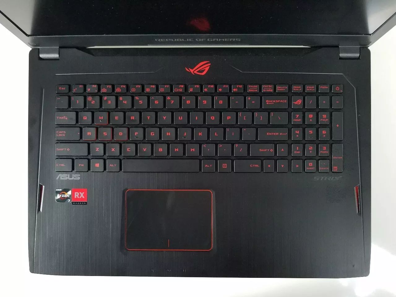 聊聊今年最让我感到惊艳的笔记本,amd7000笔记本处理器