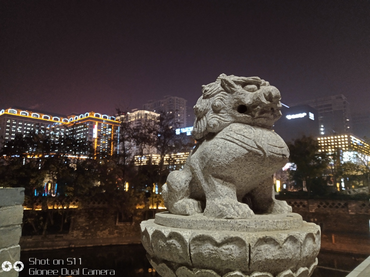 金立s11是全面屏手机吗,金立手机s11评测视频