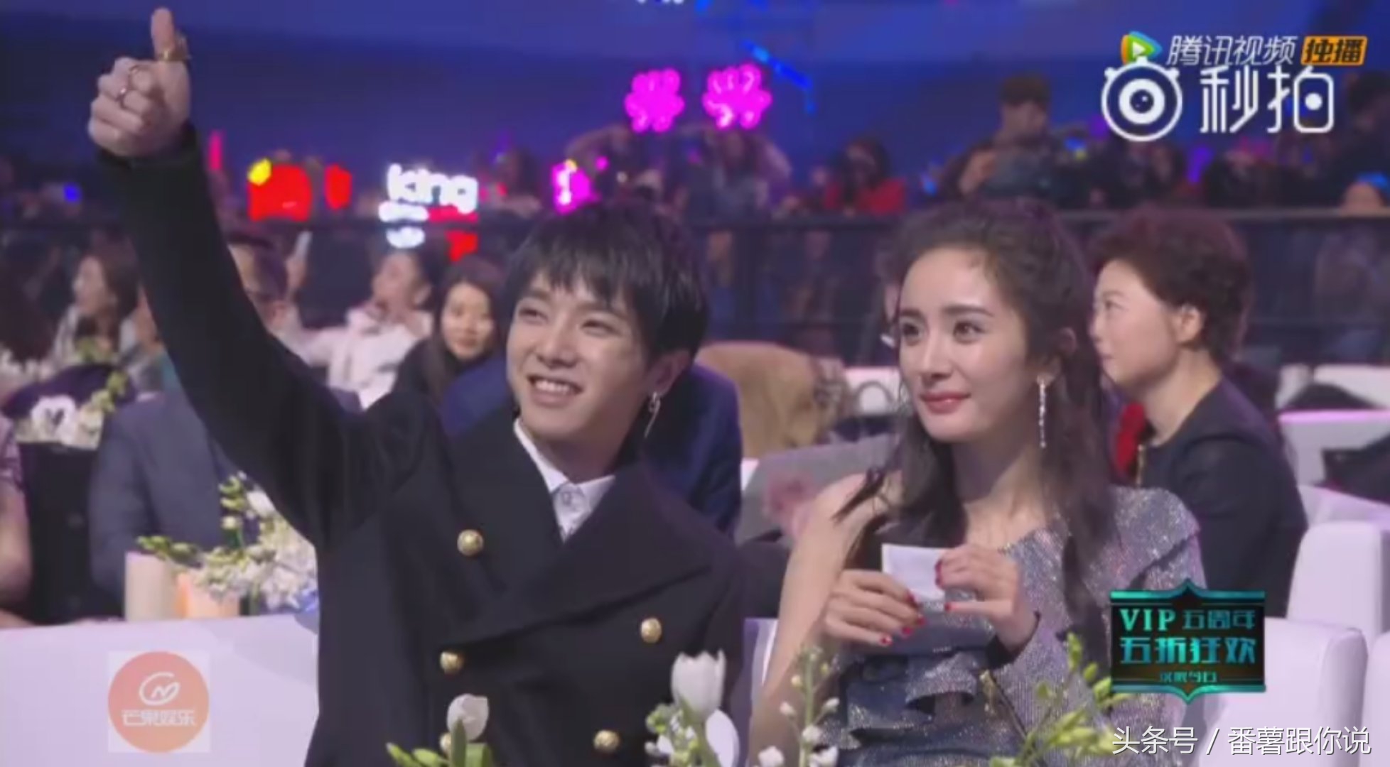 张艺兴舞台震惊全场,张艺兴舞台神级反应