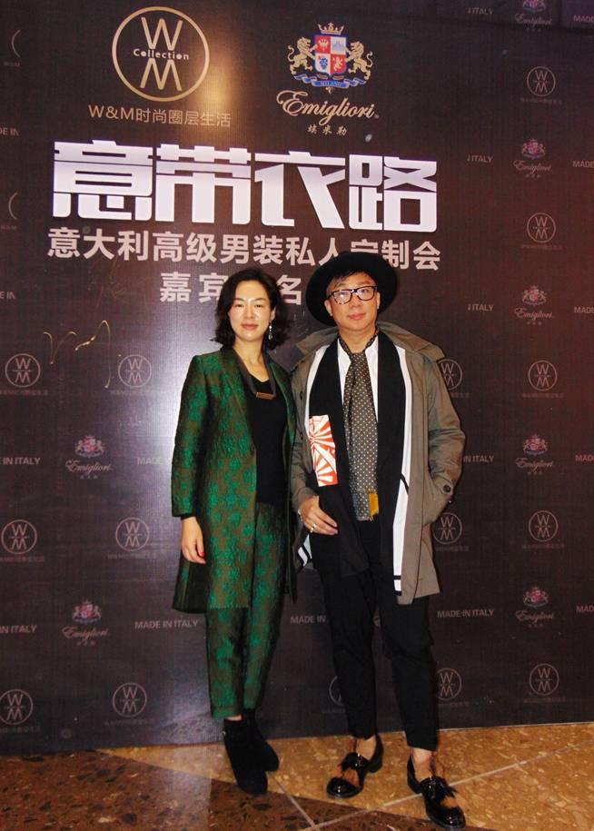 鍝堥噷鐜嬪瓙鑻变鸡瑗胯,鍝堥噷鐜嬪瓙瑗胯