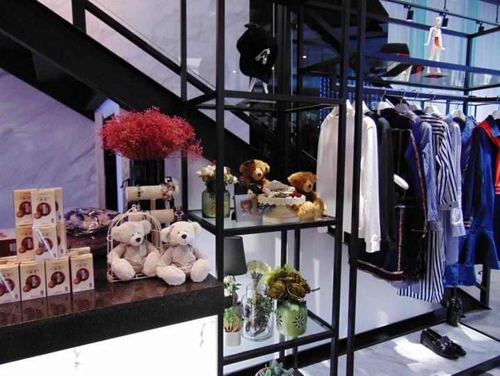 意大利奢华顶级西装定制,高端意大利西装私人定制