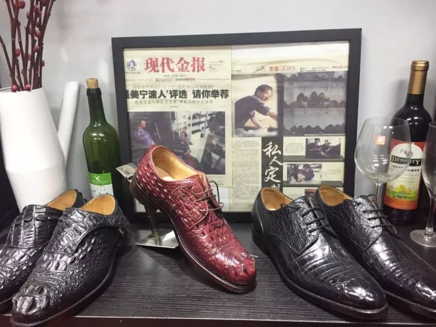 手工皮鞋老匠人,老匠手工皮鞋