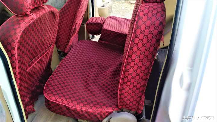 什么国产suv能在车里面睡觉 (领克03后排座椅放倒可以睡人吗)