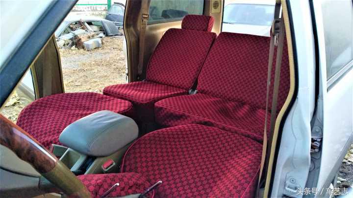 什么国产suv能在车里面睡觉 (领克03后排座椅放倒可以睡人吗)