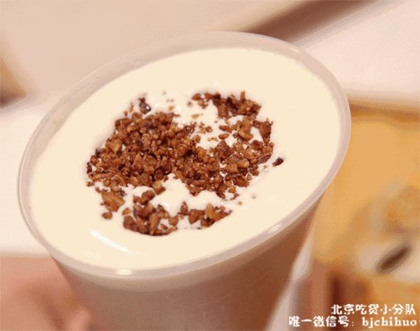 卖包包的茶来了，第1家在西单