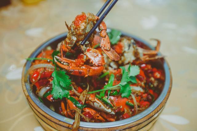 带上父母去看海完整视频,带你去三亚一起看海享受亲子时光