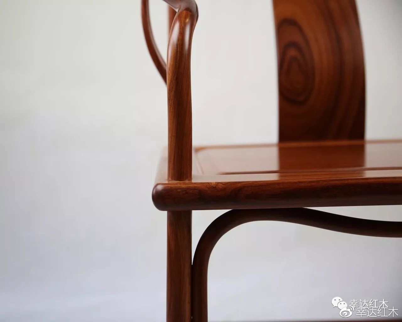 极简圈椅,你更喜欢哪种款式的圈椅