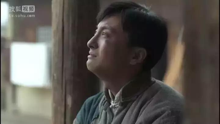 又双叒叕翻拍了!两位新晋小鲜肉你更看好谁?