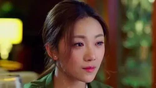 又双叒叕翻拍了!两位新晋小鲜肉你更看好谁?