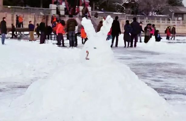 在寒冷的冬季运动时应该注意什么,在寒冷的地方冬天如何御寒
