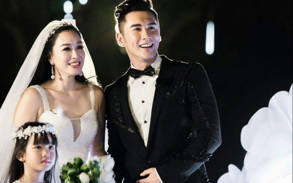 于小彤海陆差几岁,于小彤海陆在一起几年