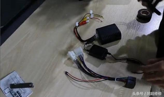 汽车怎么自己装ipad,旧的ipad如何改车载