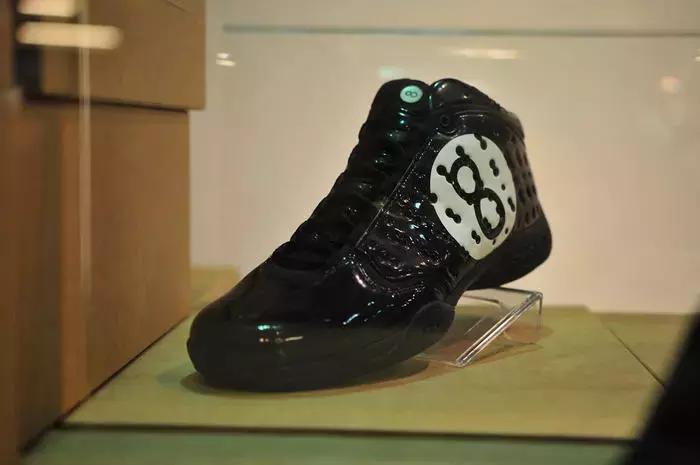 今年即将复刻的艾弗森球鞋,艾弗森球鞋复刻