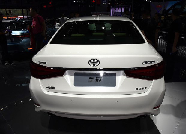 新捷豹xfl将上市,新捷豹xel上市银色