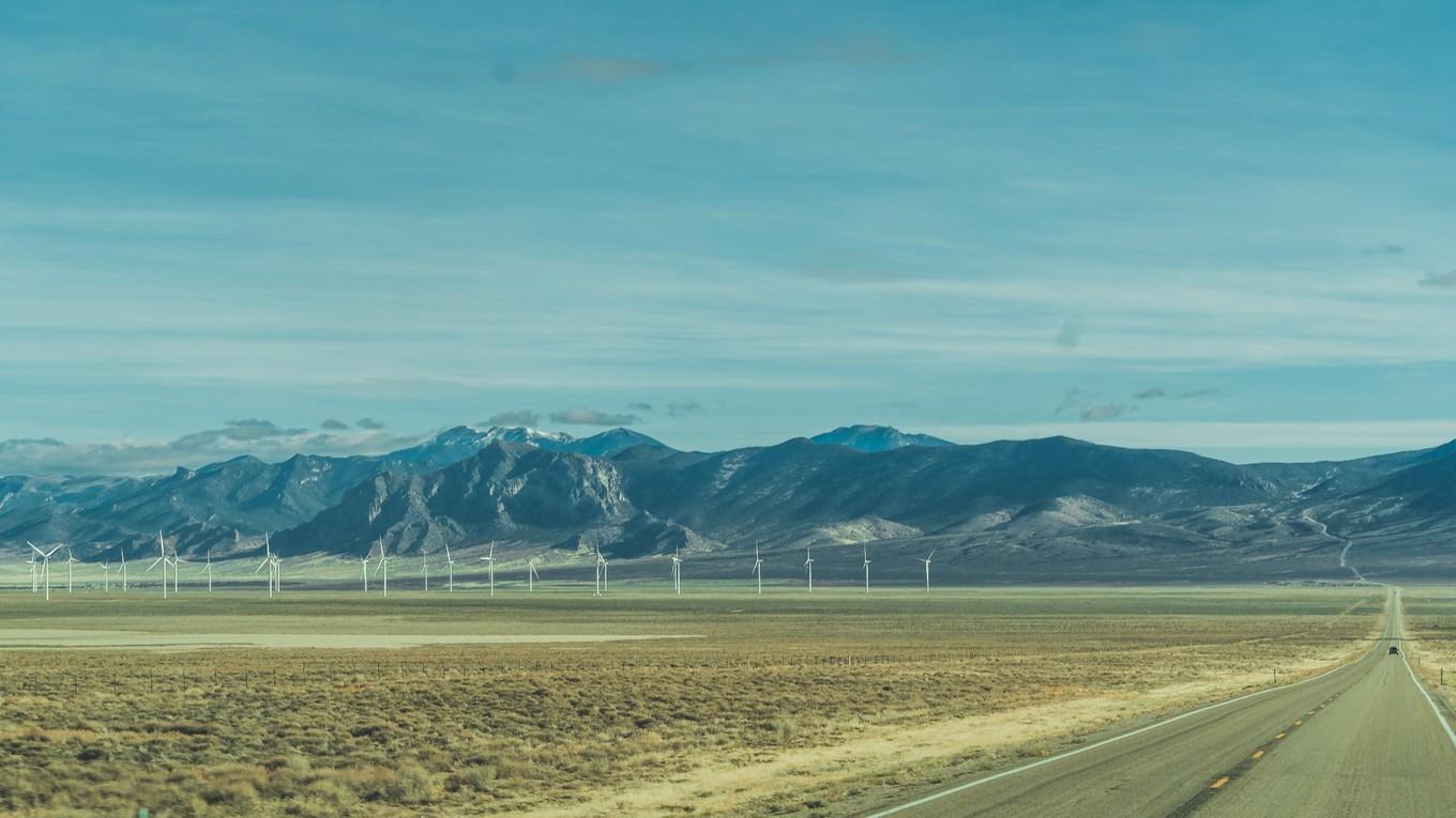 鍐呭崕杈惧窞鑻辨枃姝屾洸,鍐呭崕杈惧窞鐨勬瓕
