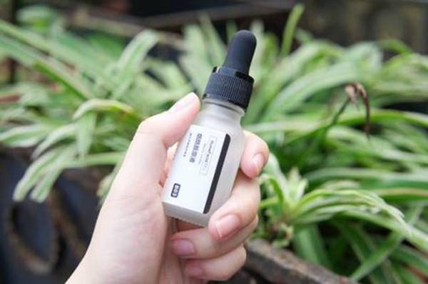 干敏皮泛红冬季护肤推荐,秋冬干敏肌护肤流程