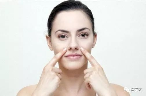 法令纹可以通过护肤品改善吗,有护肤手法真的能淡化法令纹吗