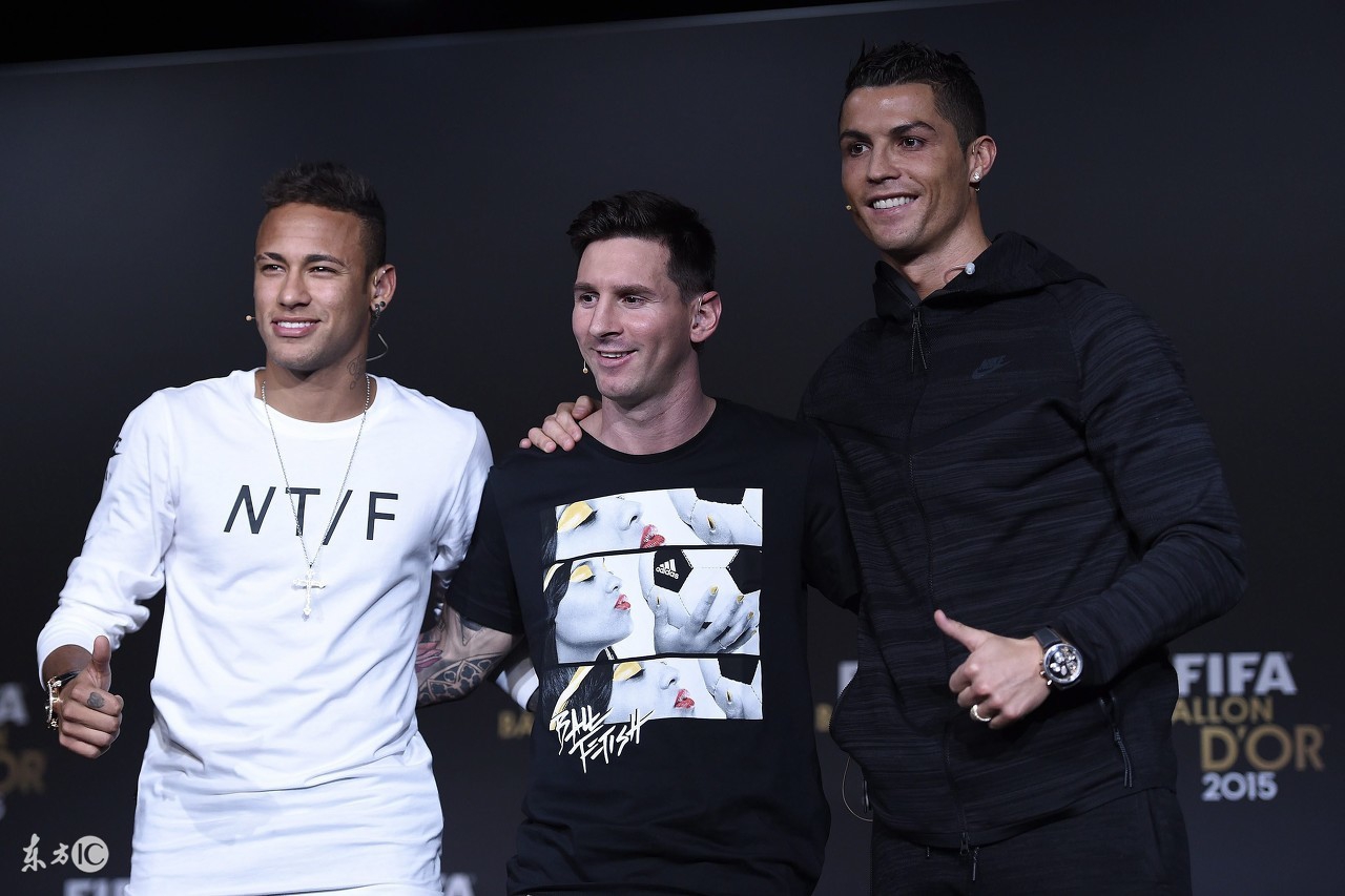 c罗夺得金靴女孩子庆祝,c罗抢走伊本泽马的金球奖