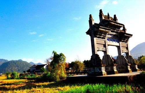 北京直飞腾冲3.4折起:赏银杏泡温泉逛古镇惬意的冬日旅行