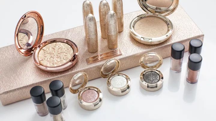 这些圣诞美甲美爆啦,这些美妆好物萌翻少女心