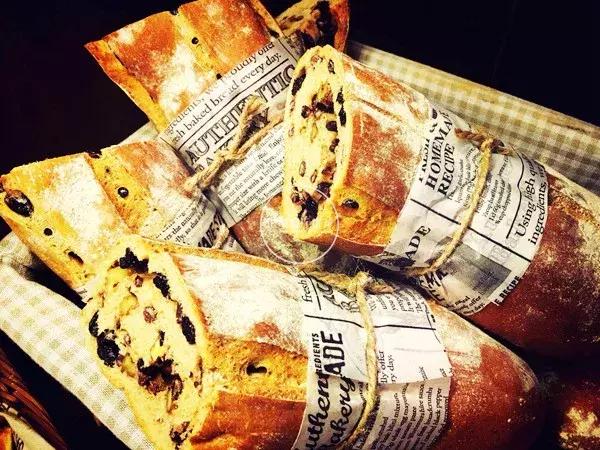 银川哪里有正宗老面包,银川巷子里的蛋糕店